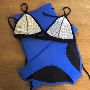 TRIANGL Swimwear Neoprene bikini blue white mesh